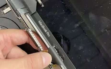 How to solve MacBook Air and Pro Flexgate problem